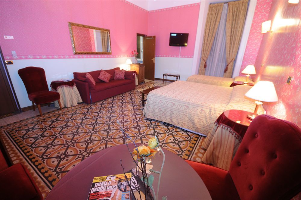 Hotel Sweet Home Рим Екстериор снимка